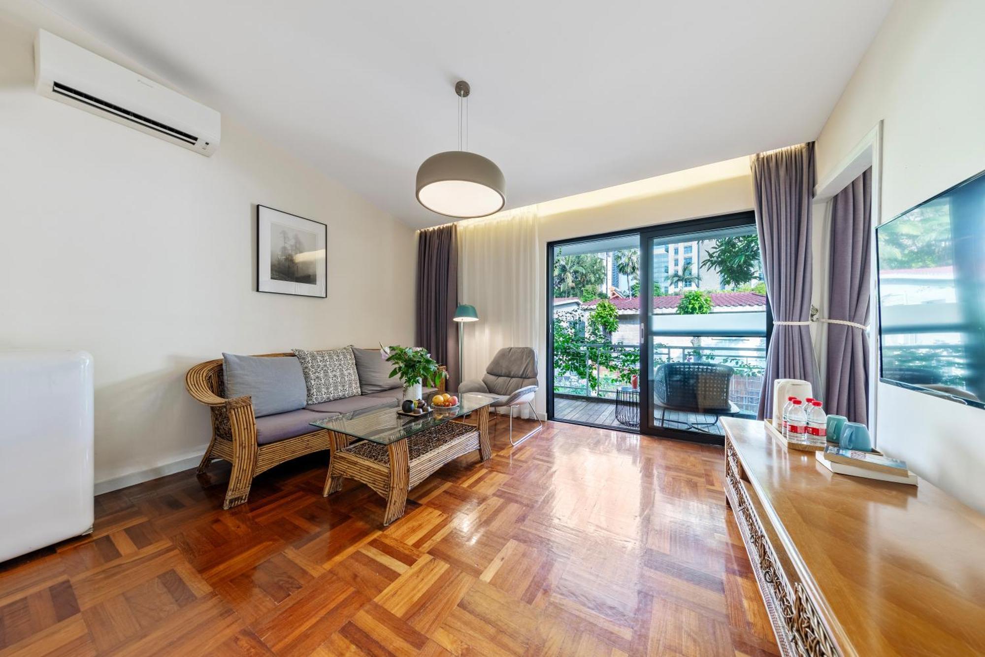 Shenzhen No'6 Garden Villa --French Window With Garden View,Close To Sea World &Shekou Ferry Port &K11 Ecoast &Subway Nearby ,Offer Western Food And Coffee &English Speaking With Tour Services Zewnętrze zdjęcie
