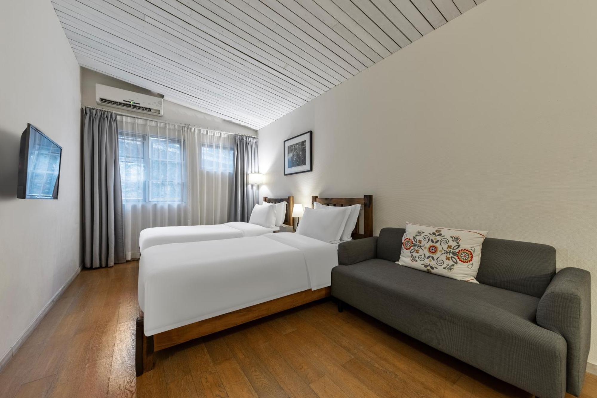 Shenzhen No'6 Garden Villa --French Window With Garden View,Close To Sea World &Shekou Ferry Port &K11 Ecoast &Subway Nearby ,Offer Western Food And Coffee &English Speaking With Tour Services Zewnętrze zdjęcie