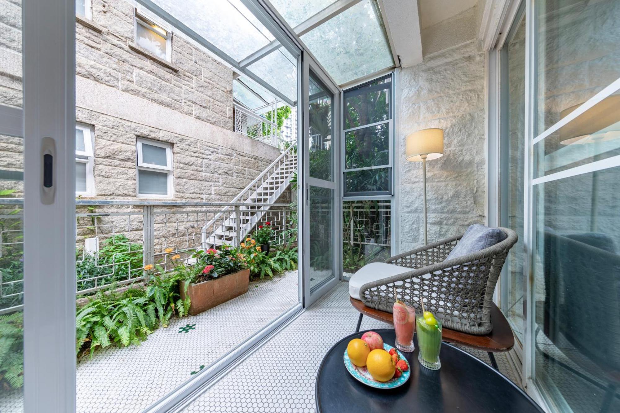 Shenzhen No'6 Garden Villa --French Window With Garden View,Close To Sea World &Shekou Ferry Port &K11 Ecoast &Subway Nearby ,Offer Western Food And Coffee &English Speaking With Tour Services Zewnętrze zdjęcie