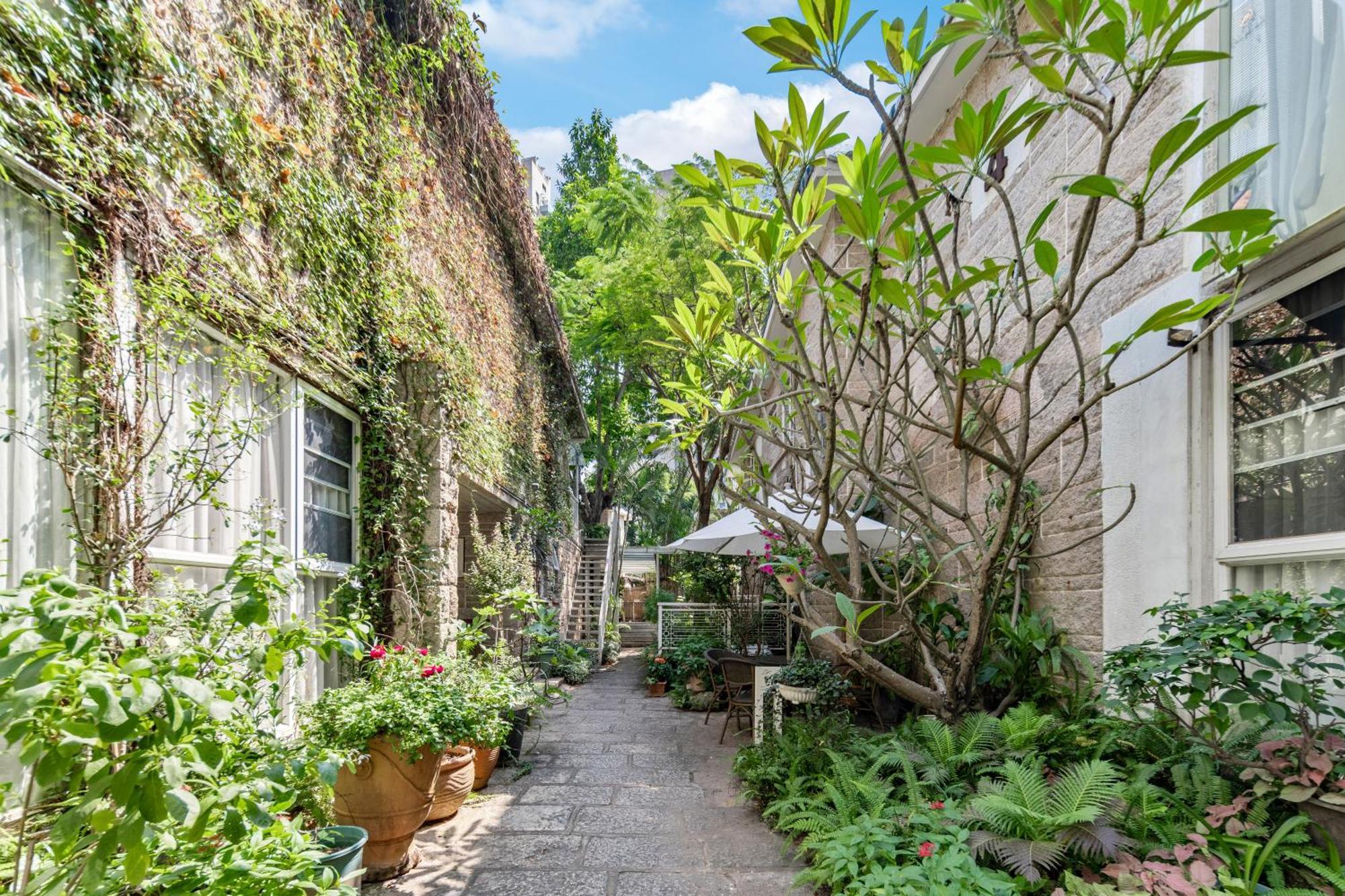 Shenzhen No'6 Garden Villa --French Window With Garden View,Close To Sea World &Shekou Ferry Port &K11 Ecoast &Subway Nearby ,Offer Western Food And Coffee &English Speaking With Tour Services Zewnętrze zdjęcie