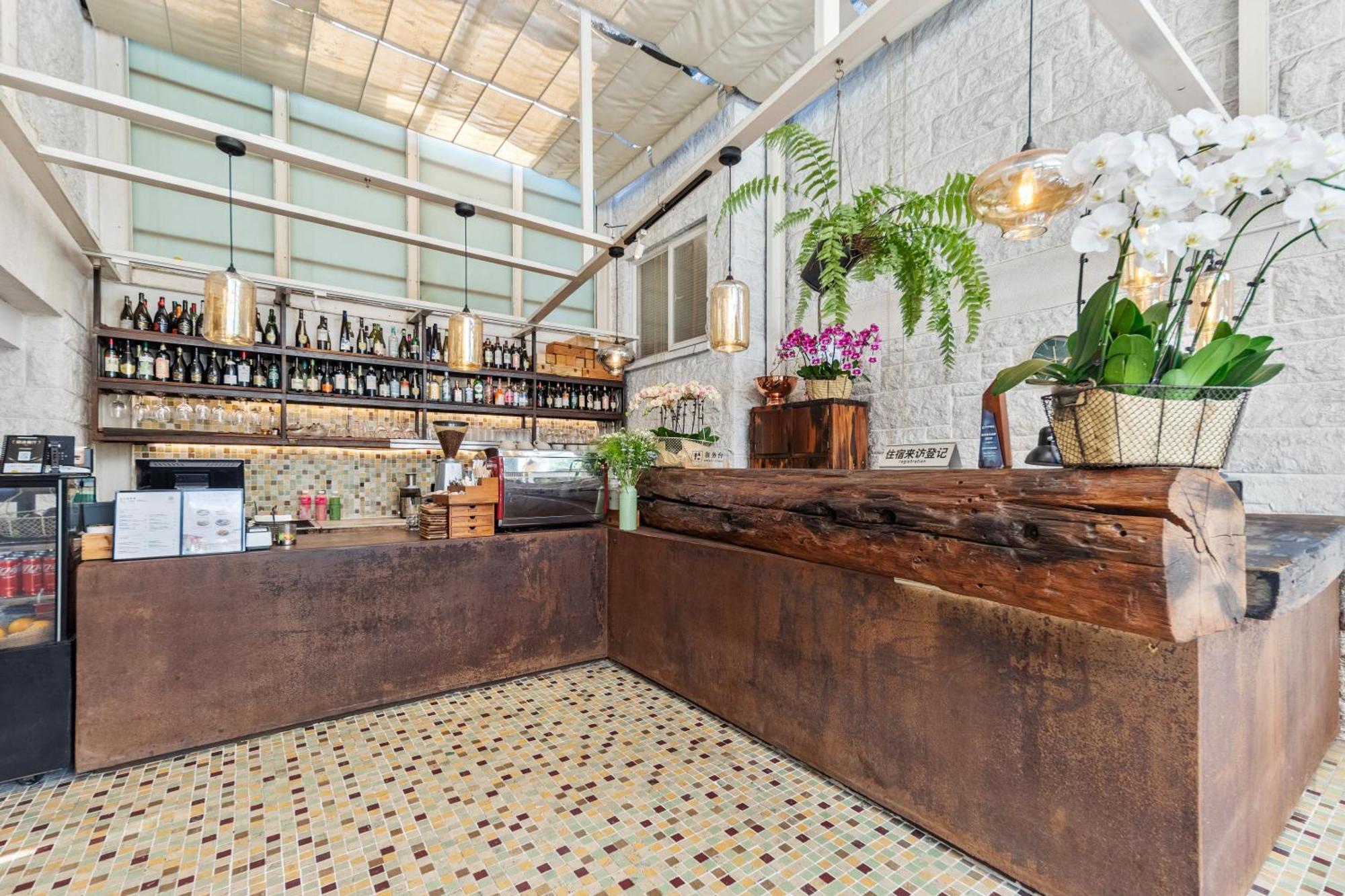 Shenzhen No'6 Garden Villa --French Window With Garden View,Close To Sea World &Shekou Ferry Port &K11 Ecoast &Subway Nearby ,Offer Western Food And Coffee &English Speaking With Tour Services Zewnętrze zdjęcie