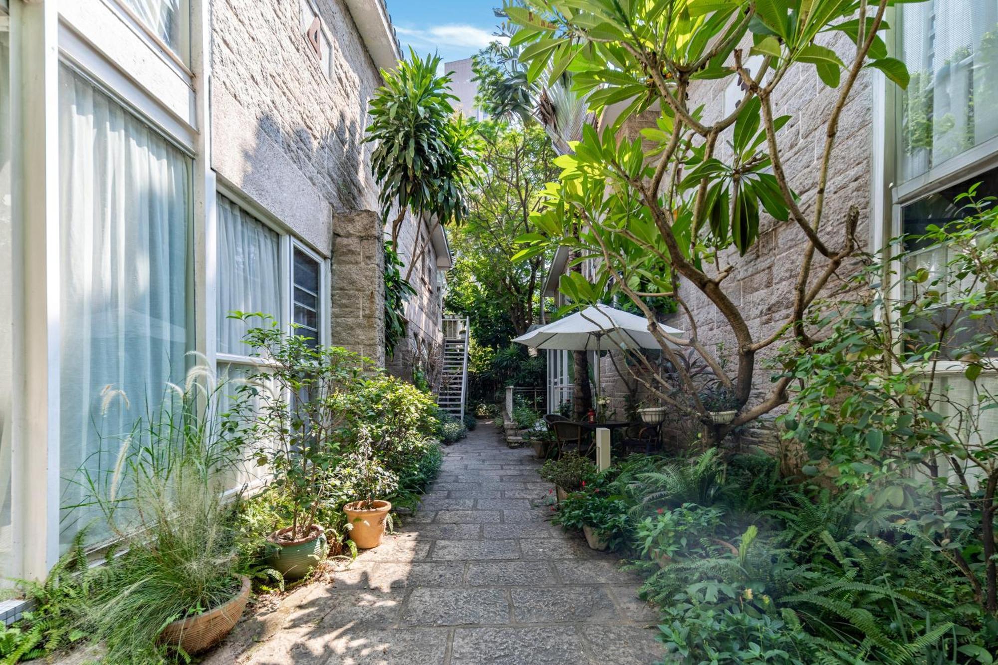 Shenzhen No'6 Garden Villa --French Window With Garden View,Close To Sea World &Shekou Ferry Port &K11 Ecoast &Subway Nearby ,Offer Western Food And Coffee &English Speaking With Tour Services Zewnętrze zdjęcie